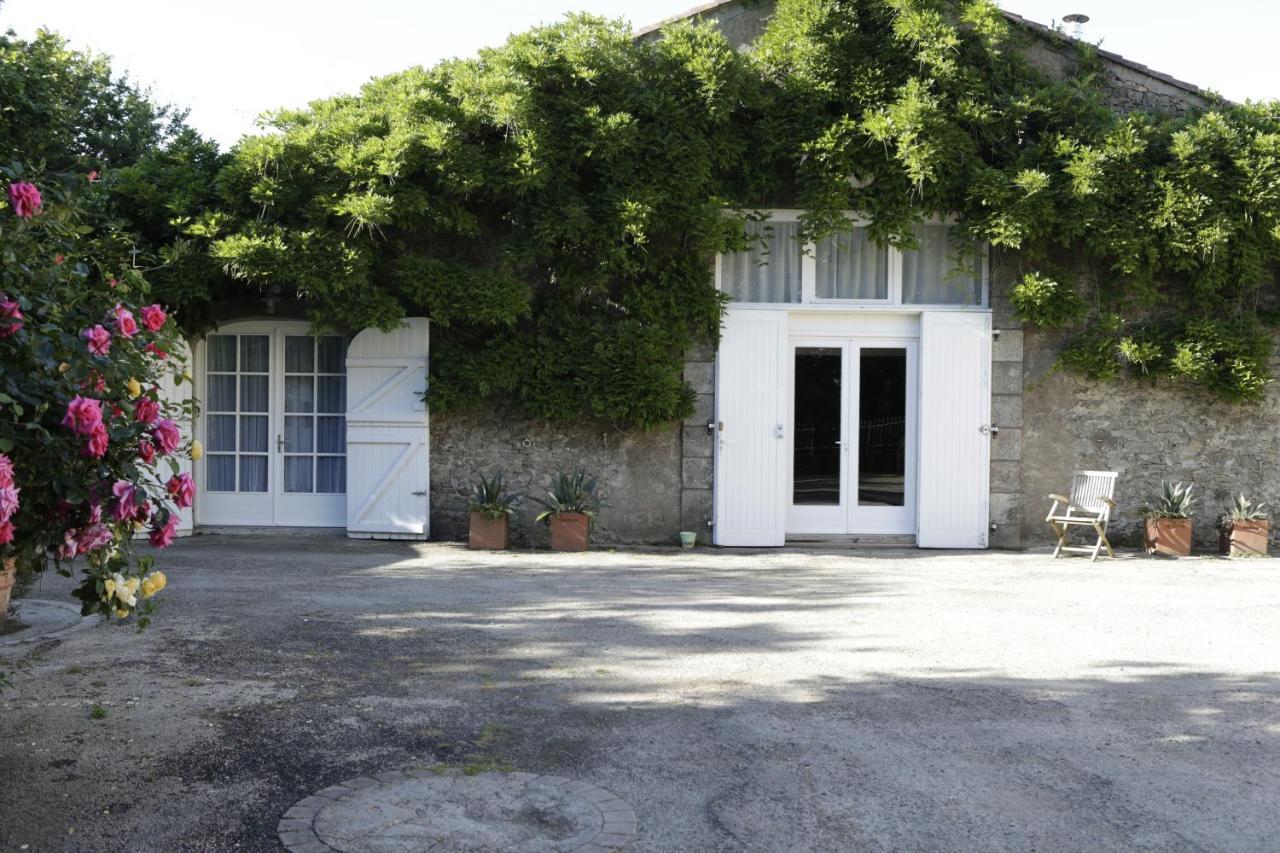 Relais De Chasse La Chaignaie Saint-Hilaire-de-Loulay Экстерьер фото