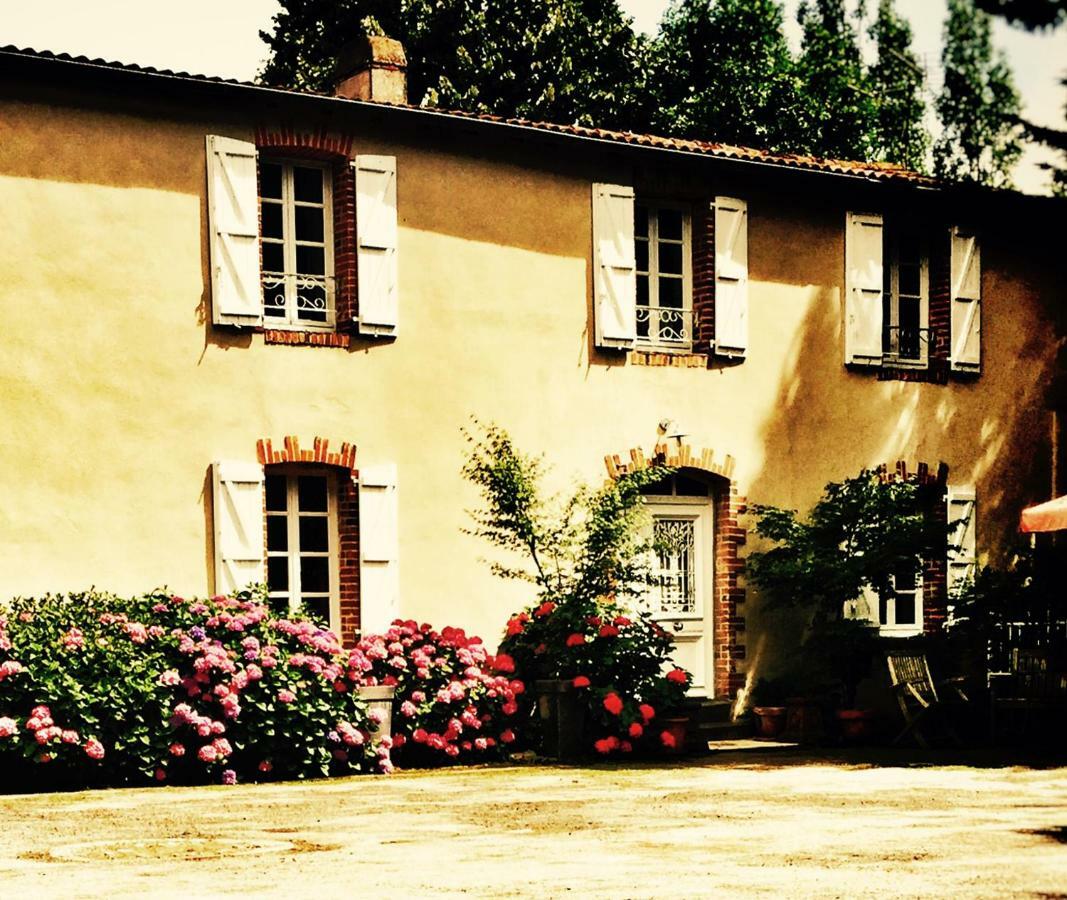 Relais De Chasse La Chaignaie Saint-Hilaire-de-Loulay Экстерьер фото